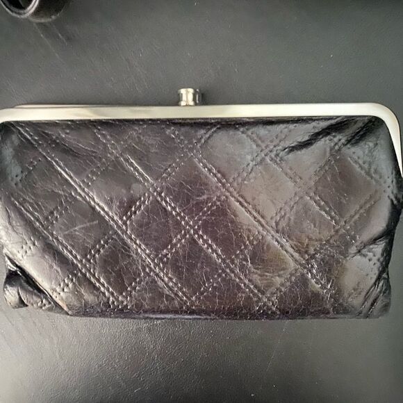 Auth HOBO wallet clutch. See other pieces that match. Black Leather lots of room - Picture 2 of 7